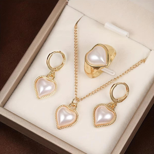 White Pearl Heart Gold-Plated Jewelry Set